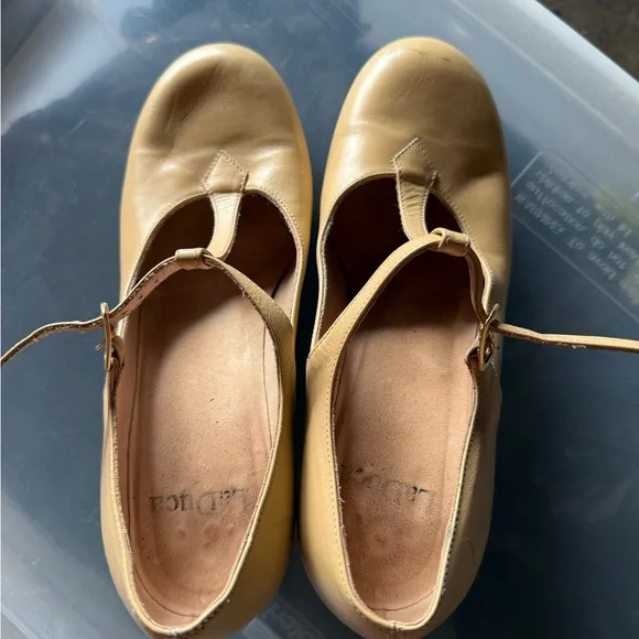 LaDuca Tan Women's Tap Shoes - Picture 4 of 8